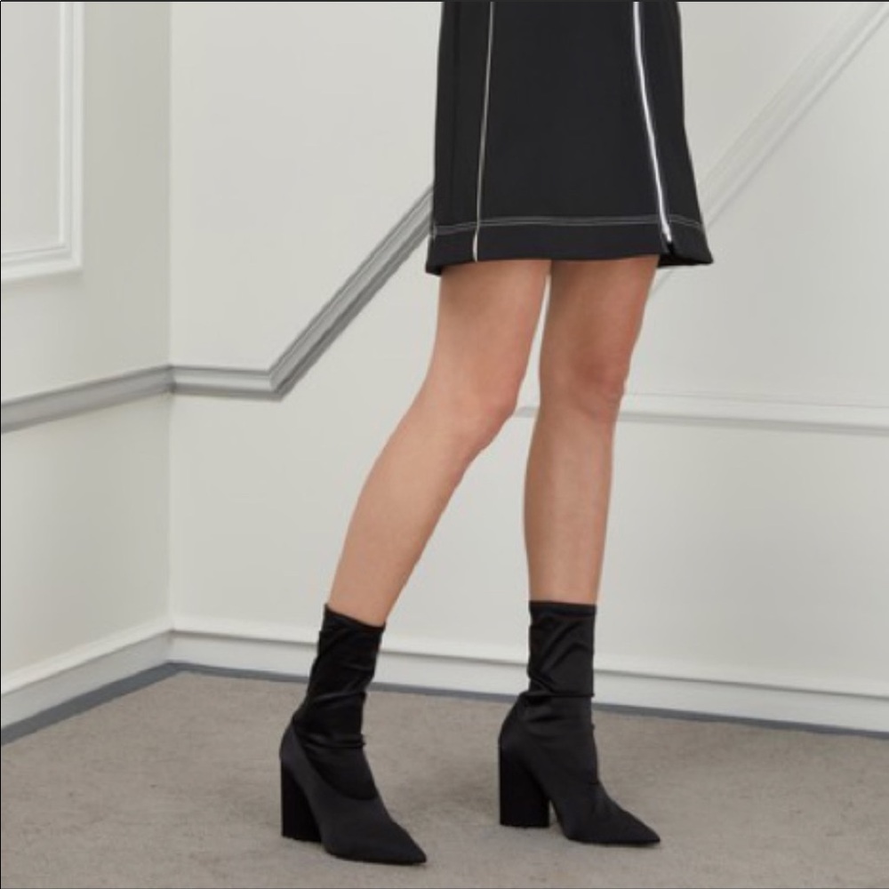 Yeezy ankle boots season 7